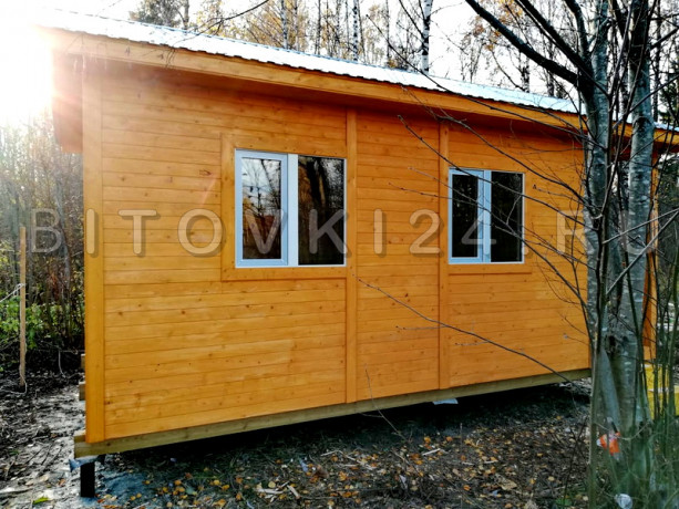 № 11 Бытовка дачная с крыльцом 1х1м и комнатой для инвентаря